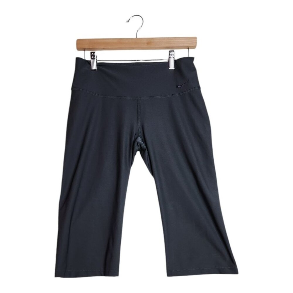 Nike Dri-Fit Cropped Leggings‎ size Small Black
